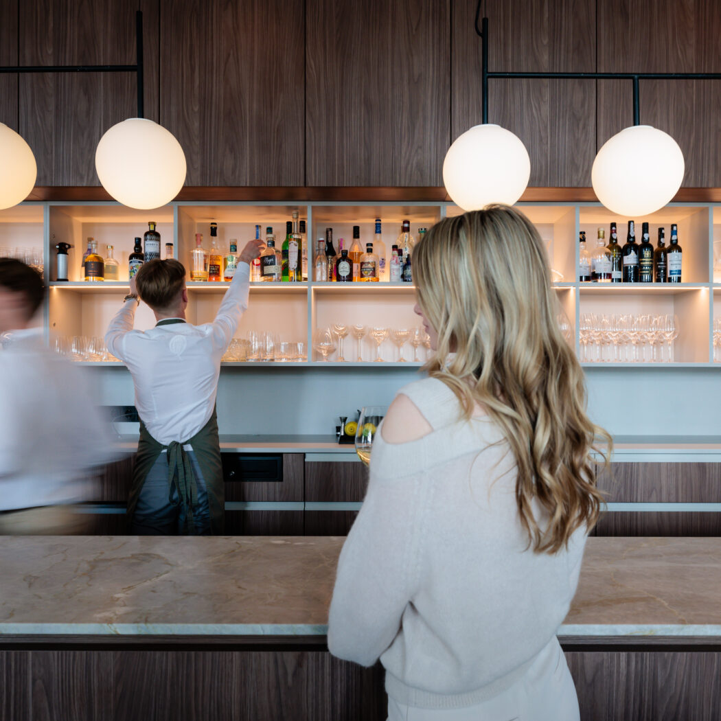 Bar met bites en cocktails - Locatie bedrijfsfeest Deventer - Pillows Luxury Hotel