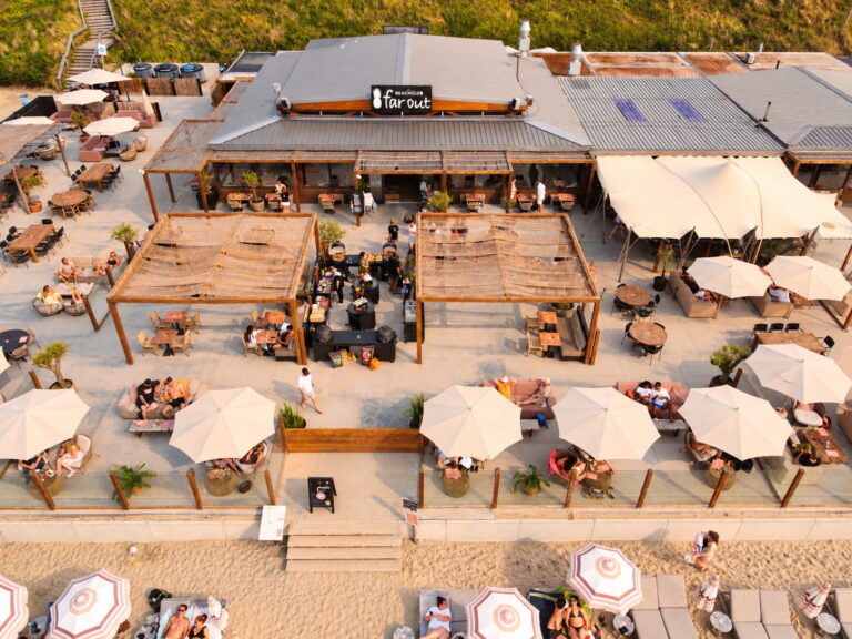 Beachclub Far Out is een geselecteerd restaurant in Zandvoort voor de Business Restaurants Top 500