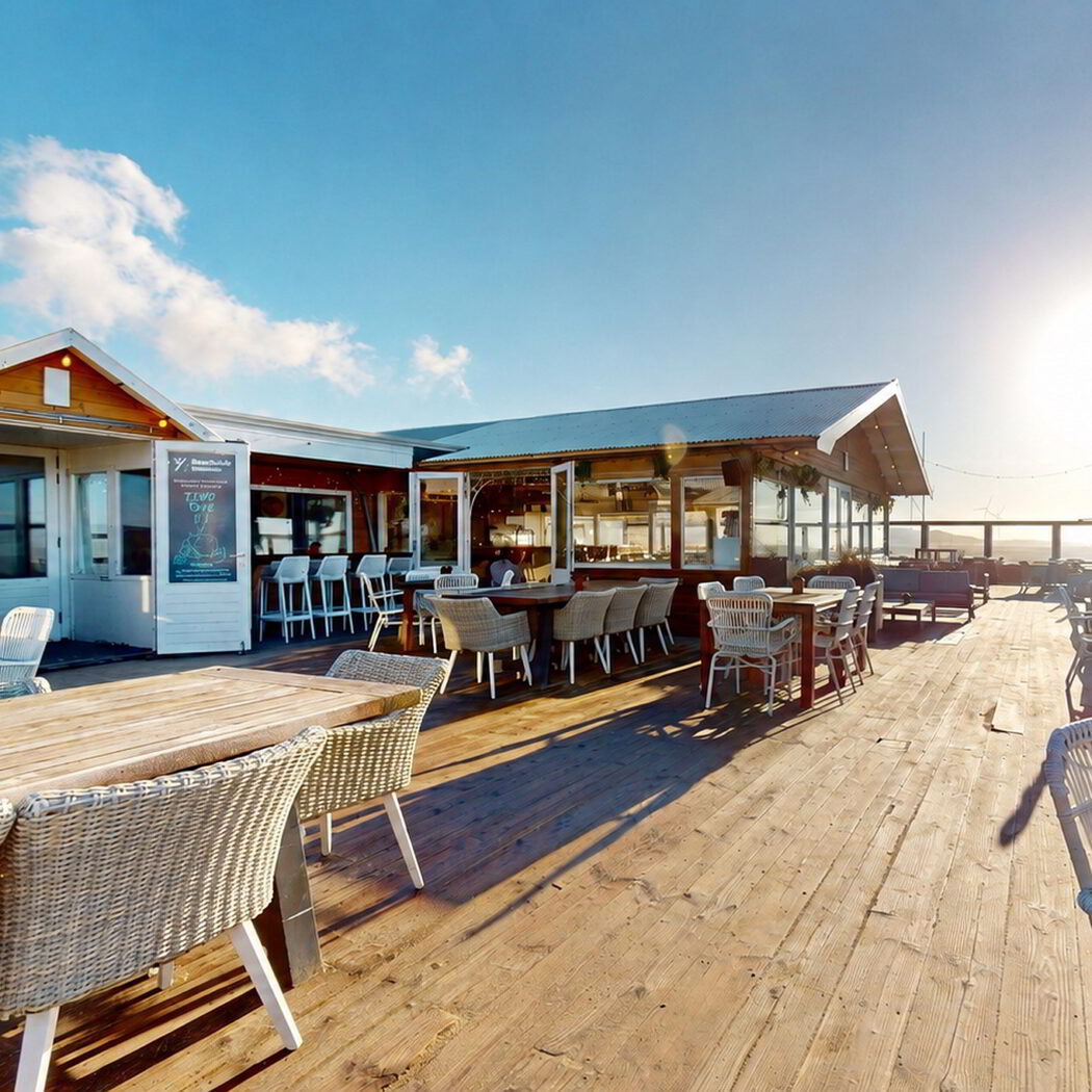 Bedrijfsfeest of bedrijfsborrel aan zee organiseren - Sunrise - Beachclub Sunsea in Wijk aan Zee - geselecteerd restaurant Business Restaurants Top 500