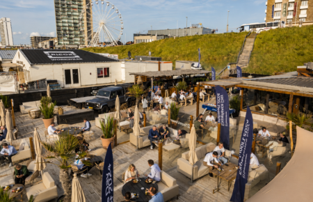 Geselecteerd restaurant voor zakelijke boekingen - Beachclub Far Out in Zandvoort