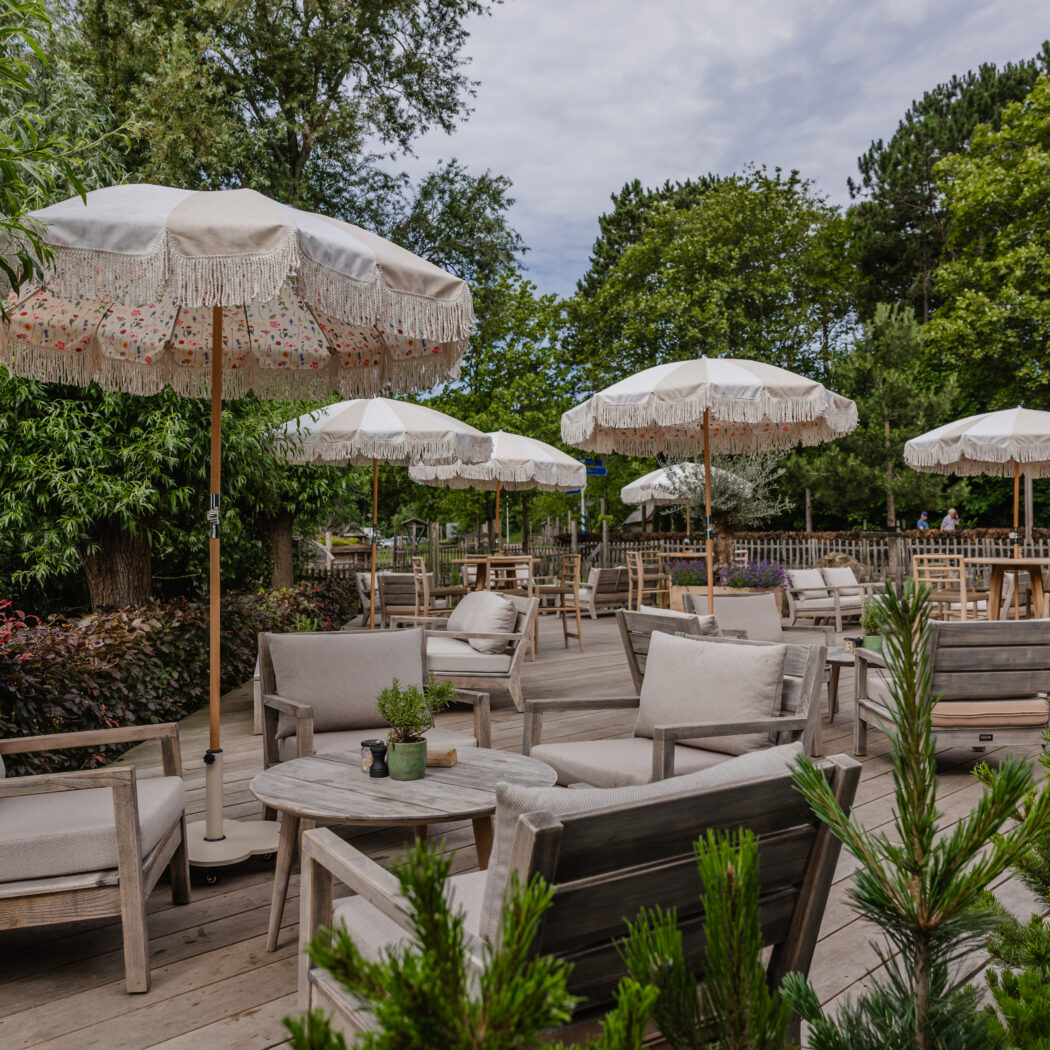 Gezellig terras zakelijke borrel - Het Ruiterhuys in Castricum