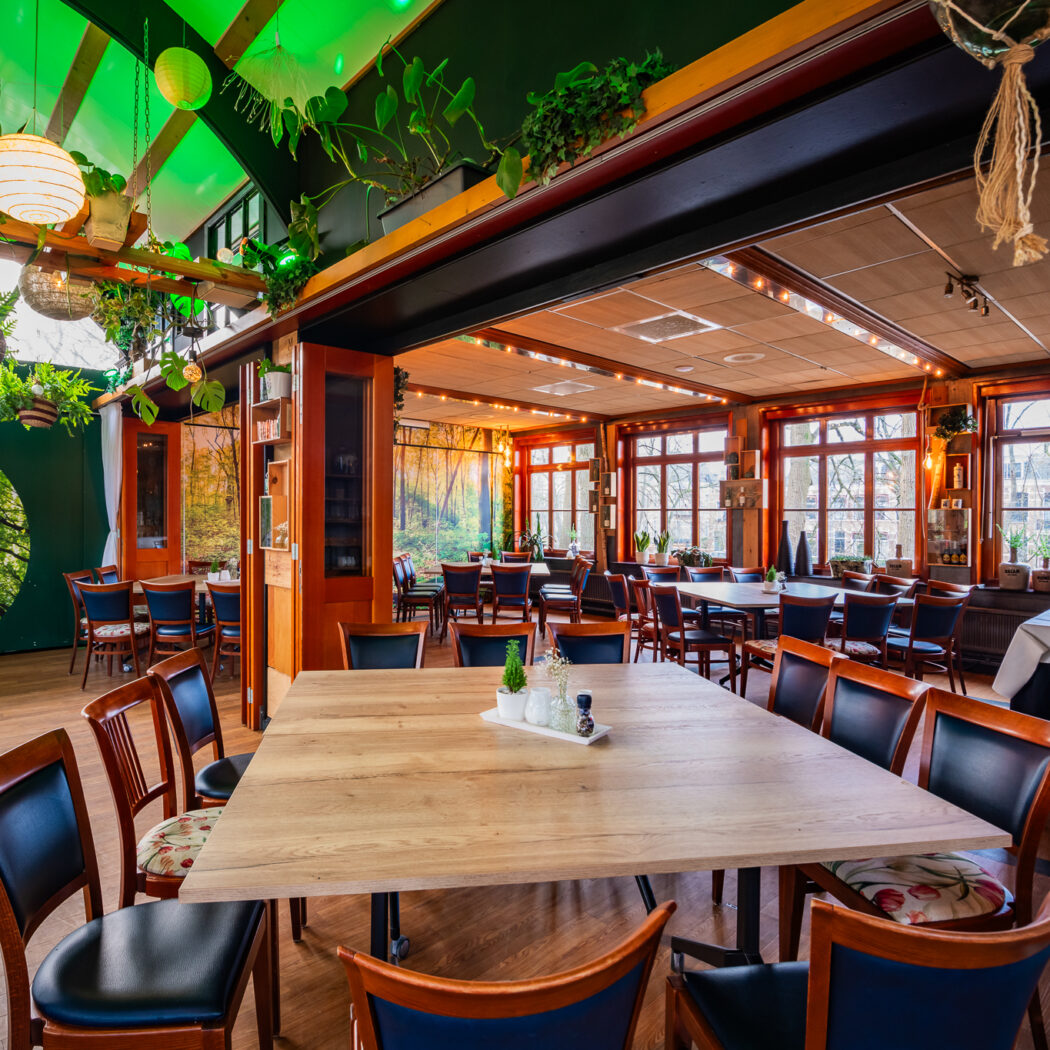 Groepsdiner-organiseren-in-Leeuwarden-de-Koperen-Tuin