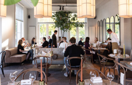 Lunch of diner in Deventer - Pillows Luxury Hotel aan de IJssel Deventer - Business Restaurants Top 500