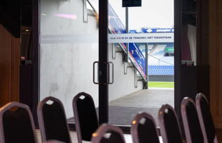 Meetingroom PEC Zwolle stadion - Vergaderen in Zwolle bij Lumen Hotel en Events