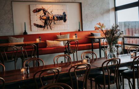 Semi private dinner in cafe gedeelte van geselecteerd restaurant Vooges aan 't IJ