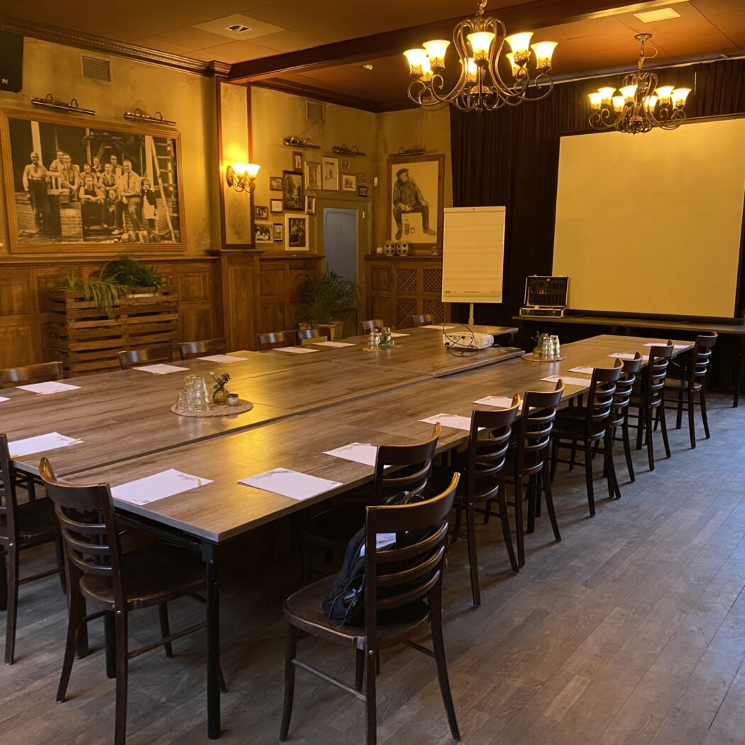 Vergaderen Veluwe met lunch of diner - Vroolijke Frans Brunnen