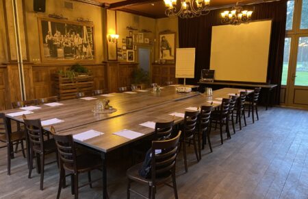 Vergaderen Veluwe met lunch of diner - Vroolijke Frans Brunnen