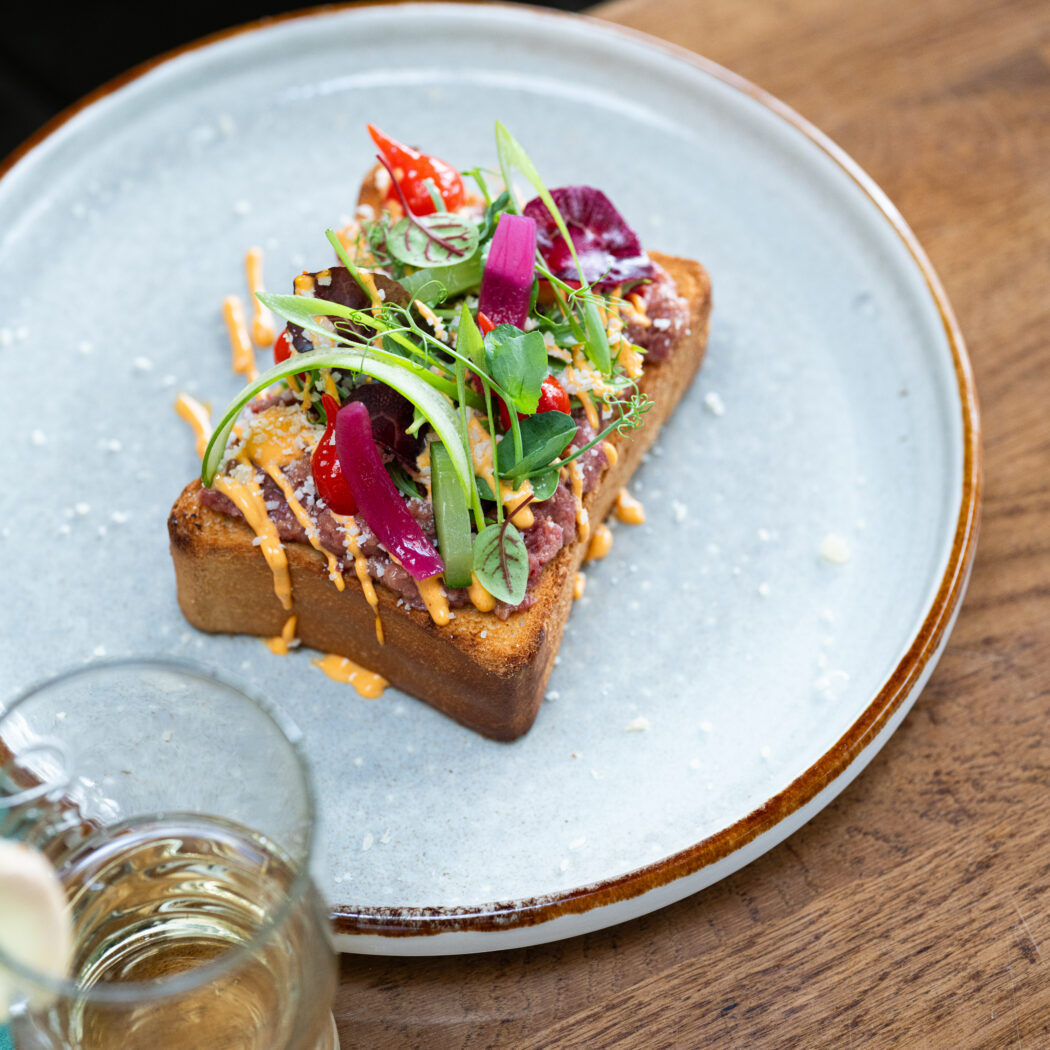 Zakelijk-lunchen-Leeuwarden-bij-De-Koperen-Tuin