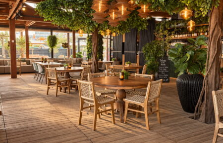 Zakelijk restaurant Far Out in Zandvoort