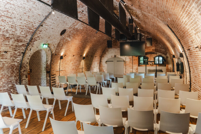 business meeting in Utrecht bij Fort de Gagel